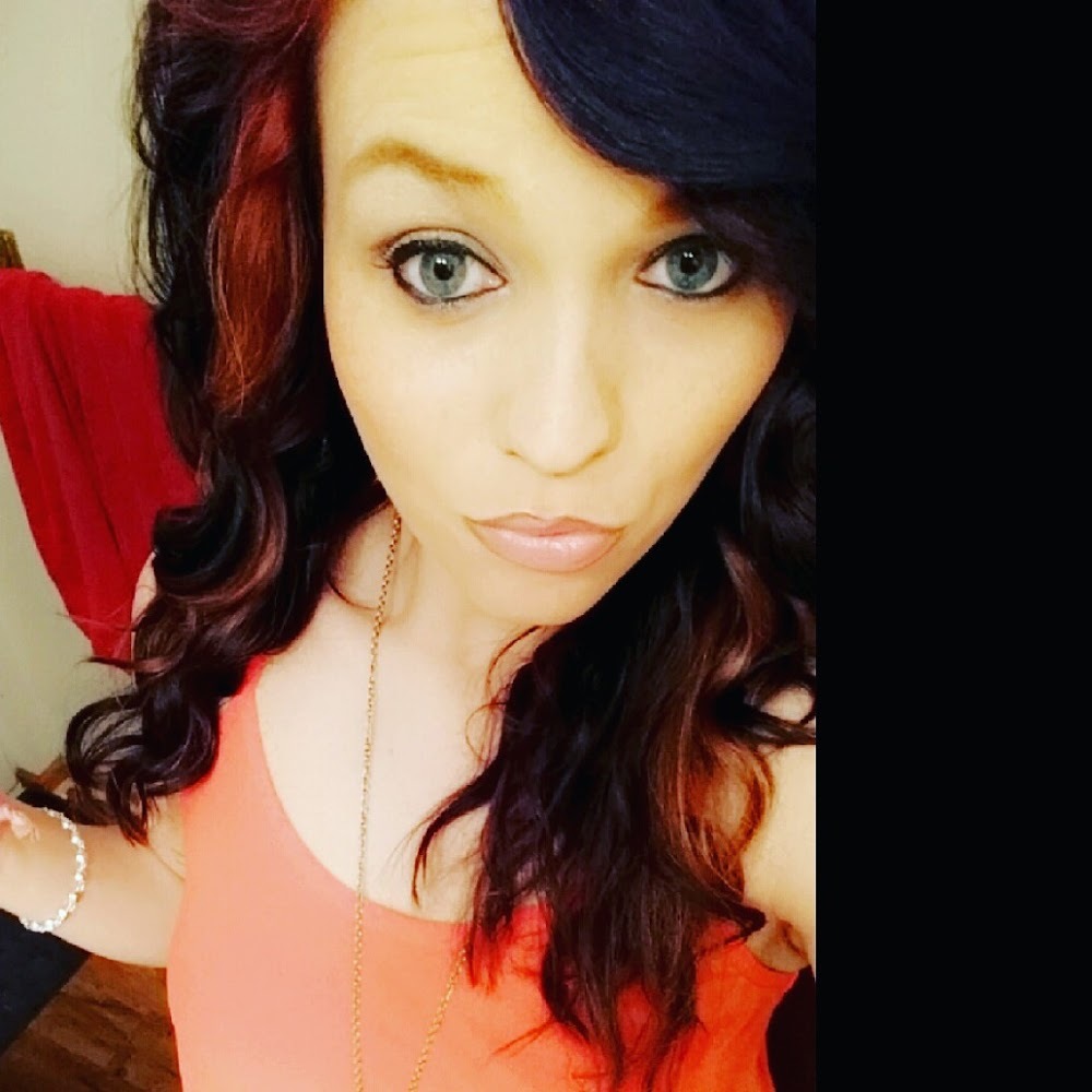 Meet your Posher, Alisha